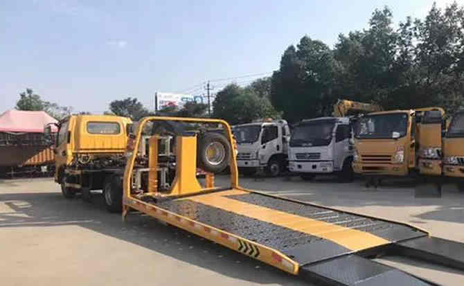 黄浦区汽车中途维修案例