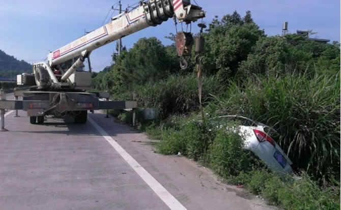 黄浦区重载吊车救援